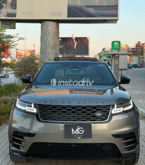 Land Rover Range Rover 2021 Gray Automatic Used for Sale in Greater Cairo ( Cairo + Giza) - 7