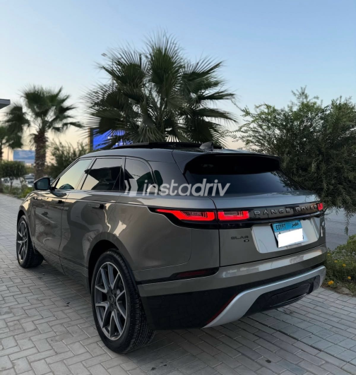 Land Rover Range Rover 2021 Gray Automatic Used for Sale in Greater Cairo ( Cairo + Giza) - 8