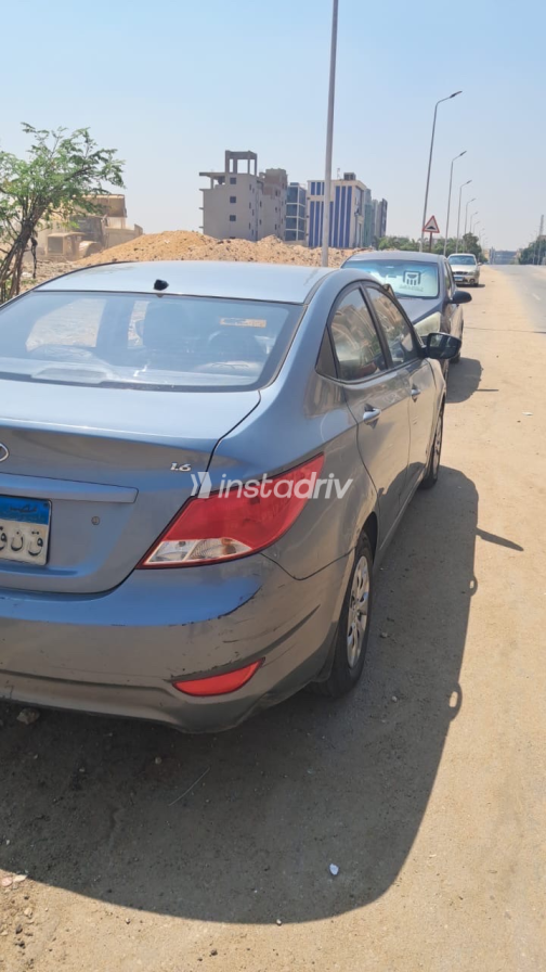 Hyundai Accent RB 2018 Gray Automatic Used for Sale in Greater Cairo ( Cairo + Giza) - 2