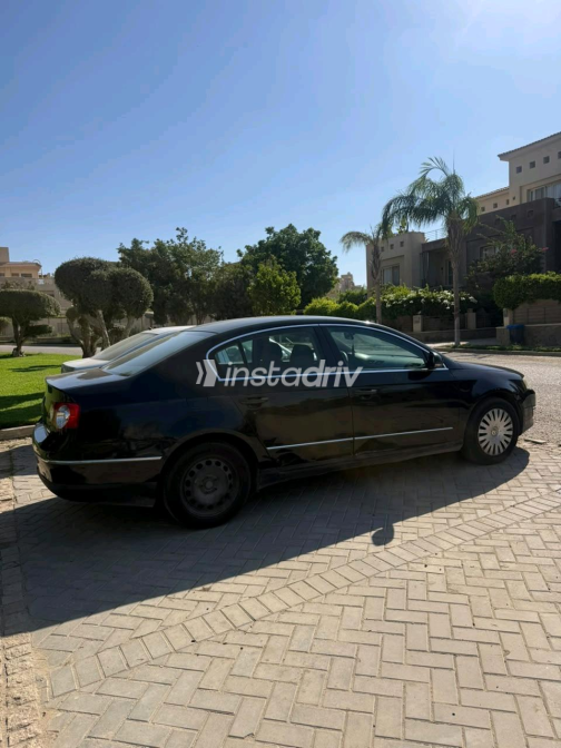 Volkswagen Passat 2007 Black Automatic Used for Sale in Greater Cairo ( Cairo + Giza) - 3