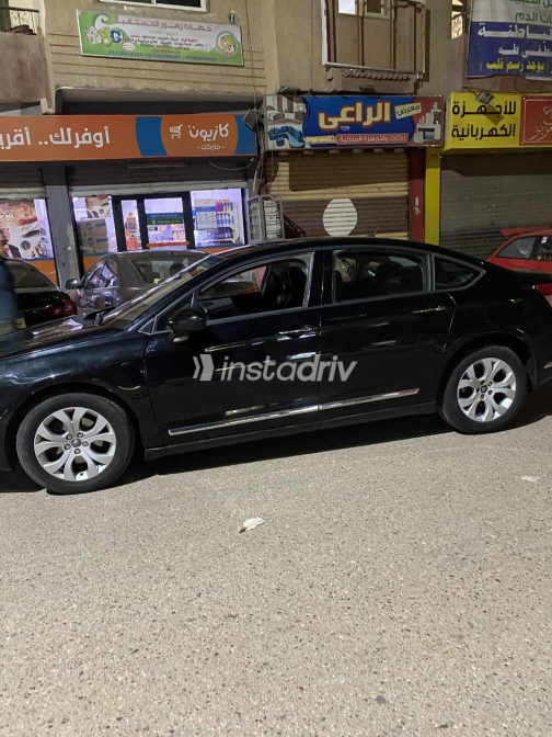 سيتروين C5 2011 أسود أوتوماتيك مستعملة للبيع في القاهرة الكبرى ( القاهرة - الجيزة) - 1
