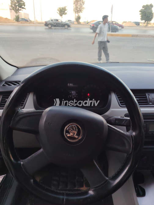 Skoda Rapid 2013 Black Automatic Used for Sale in Greater Cairo ( Cairo + Giza) - 2