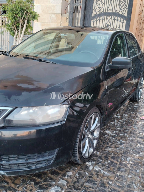 Skoda Rapid 2013 Black Automatic Used for Sale in Greater Cairo ( Cairo + Giza) - 4