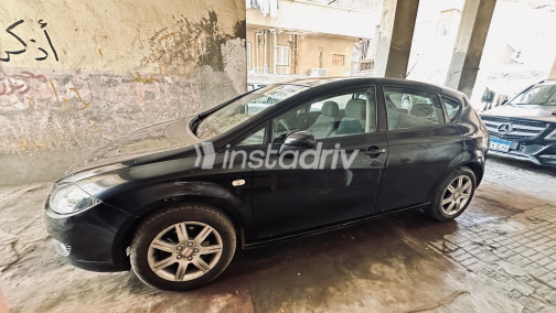 Seat Leon 2008 Black Manual Used for Sale in Greater Cairo ( Cairo + Giza) - 4