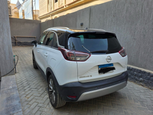 Opel Crossland 2020 White Automatic Used for Sale in Greater Cairo ( Cairo + Giza)