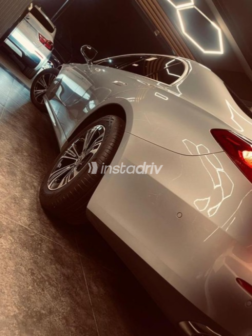 مرسيدس E 200 2025 فضي أوتوماتيك مستعملة للبيع في مدينتى - 7