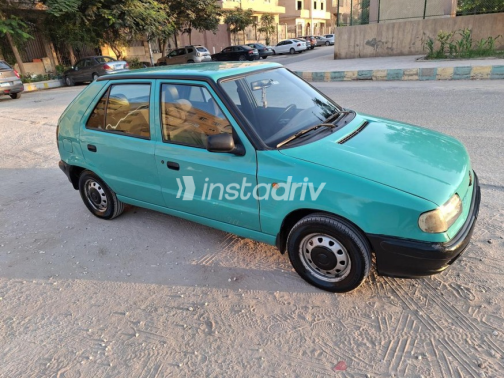 سكودا فيليشيا 1995 أخضر يدوي مستعملة للبيع في 6 أكتوبر - 2
