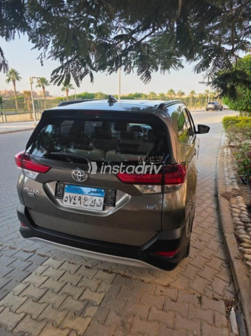 Toyota Rush 2023 Bronze Automatic Used for Sale in 6 October - 5