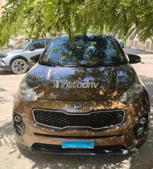 Kia Sportage 2017 Bronze Automatic Used for Sale in Sheikh Zayed City - 2