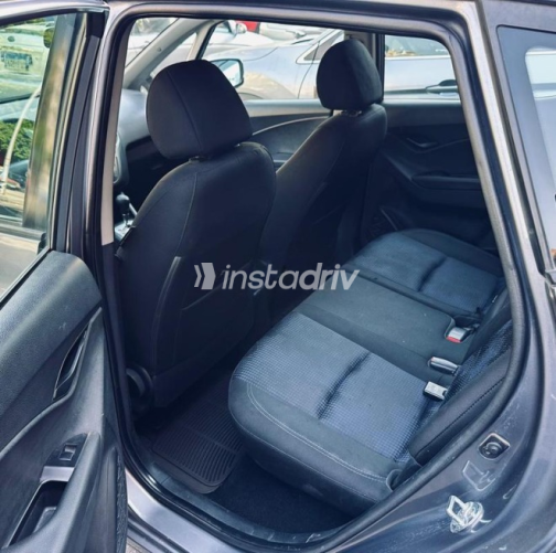 Hyundai Ix20 2012 Gray Automatic Used for Sale in Nasr city - 6