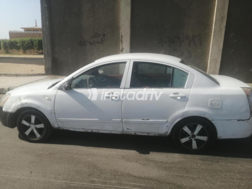 اسبيرانزا A516 2009 أبيض أوتوماتيك مستعملة للبيع في القاهرة - 3
