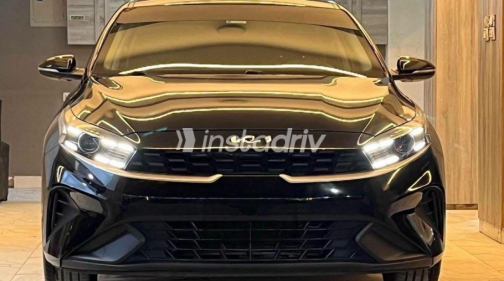 كيا سيراتو 2022 أسود أوتوماتيك مستعملة للبيع في بني سويف‎ - 2