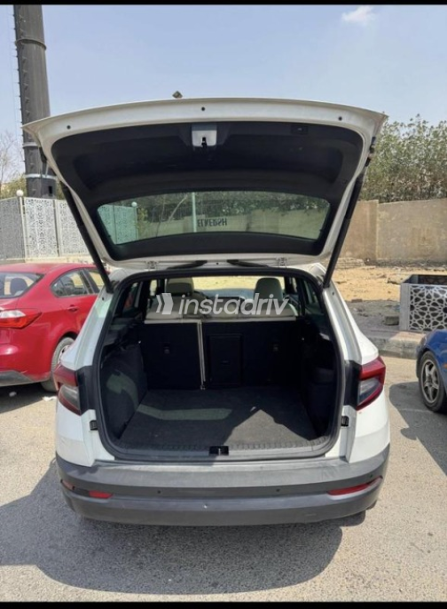Skoda Karoq 2022 White Automatic Used for Sale in Cairo - 6