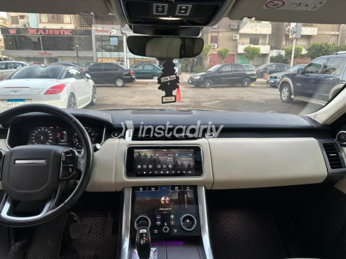 لاند روفر رنج روفر سبورت 2022 أسود أوتوماتيك مستعملة للبيع في القاهرة - 9