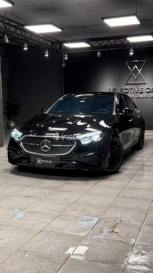 Mercedes E 200 2025 Black Automatic Used for Sale in Cairo - 3