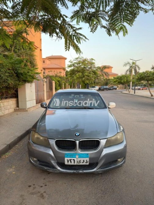 BMW 320 2011 Silver Automatic Used for Sale in 6 October - 1