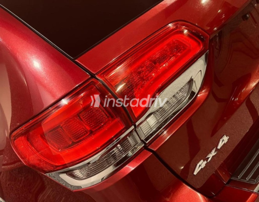 Jeep Grand Cherokee 2022 Red Automatic Used for Sale in Cairo - 8