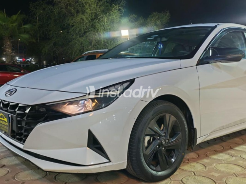 Hyundai Elantra 2022 White Automatic Used for Sale in 6 October - 3