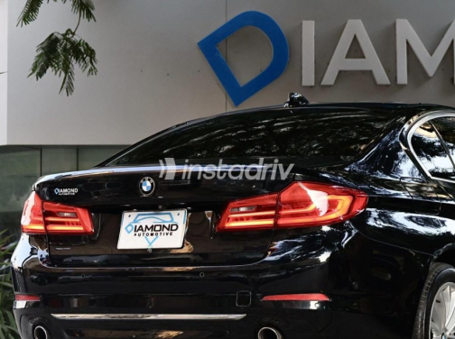 BMW 520 2018 Black Automatic Used for Sale in Cairo - 7
