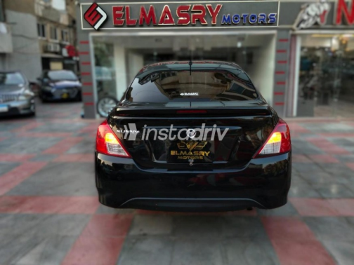 Nissan Sunny 2020 Black Automatic Used for Sale in Nasr city - 7