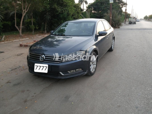 Volkswagen Passat 2015 Silver Automatic Used for Sale in Cairo - 1