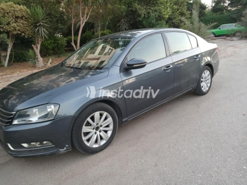 Volkswagen Passat 2015 Silver Automatic Used for Sale in Cairo - 2