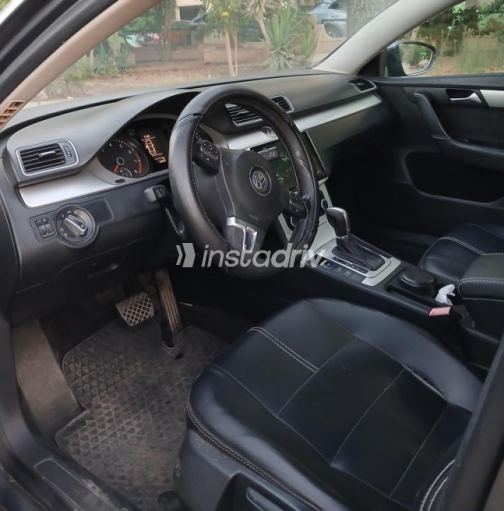 Volkswagen Passat 2015 Silver Automatic Used for Sale in Cairo - 6