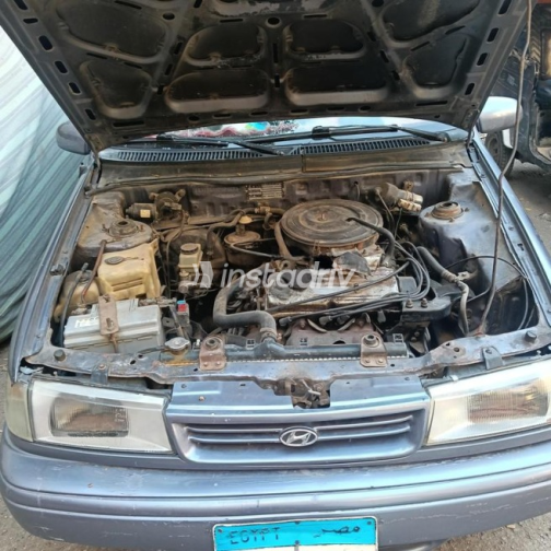 Hyundai Excel 1997 Purple Manual Used for Sale in Cairo - 1