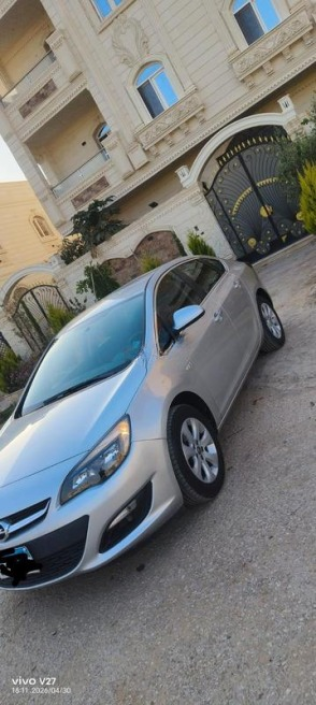 Opel Astra 2021 Silver Automatic Used for Sale in 10th of Ramadan
