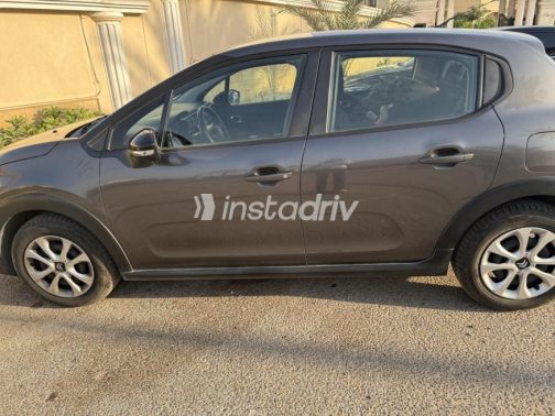 Citroën C3 2022 Silver Automatic Used for Sale in Cairo - 4