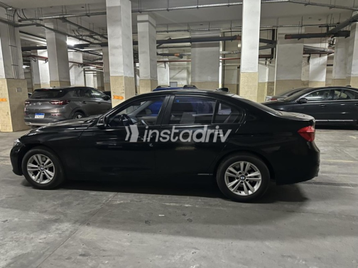 BMW 318 2016 Black Automatic Used for Sale in Alexandria - 4