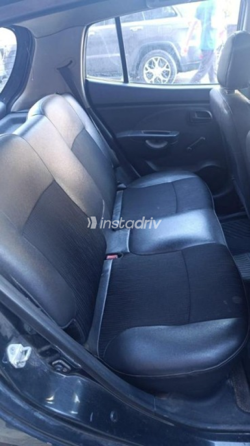 Kia Picanto 2010 Black Manual Used for Sale in Cairo - 4