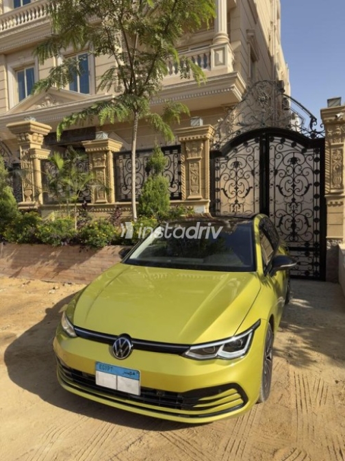 Volkswagen Golf 6 2022 Yellow Automatic Used for Sale in Cairo - 3