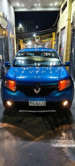 Renault Sandero Step Way 2016 Blue Automatic Used for Sale in Cairo