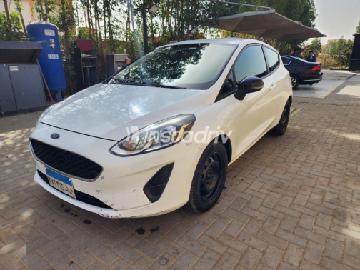Ford Fiesta 2019 White Manual Used for Sale in Alexandria - 2