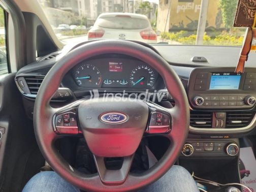 Ford Fiesta 2019 White Manual Used for Sale in Alexandria - 9