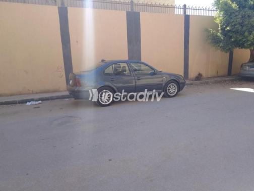 Volkswagen Bora 2002 Dark Gray Automatic Used for Sale in 6 October - 1