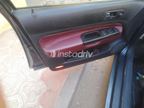 Volkswagen Bora 2002 Dark Gray Automatic Used for Sale in 6 October - 7