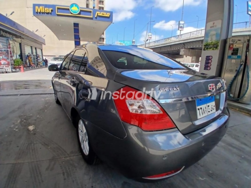 Emgrand EC 7 2017 Dark Gray Manual Used for Sale in Alexandria - 4