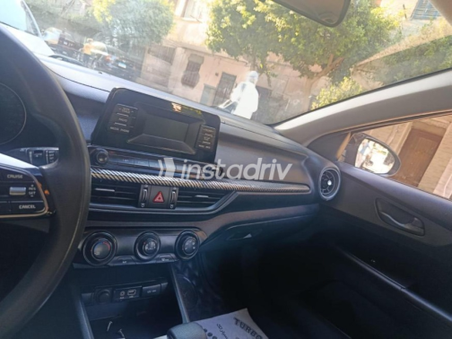 كيا جراند سيراتو 2019 أسود أوتوماتيك مستعملة للبيع في الجيزة - 5