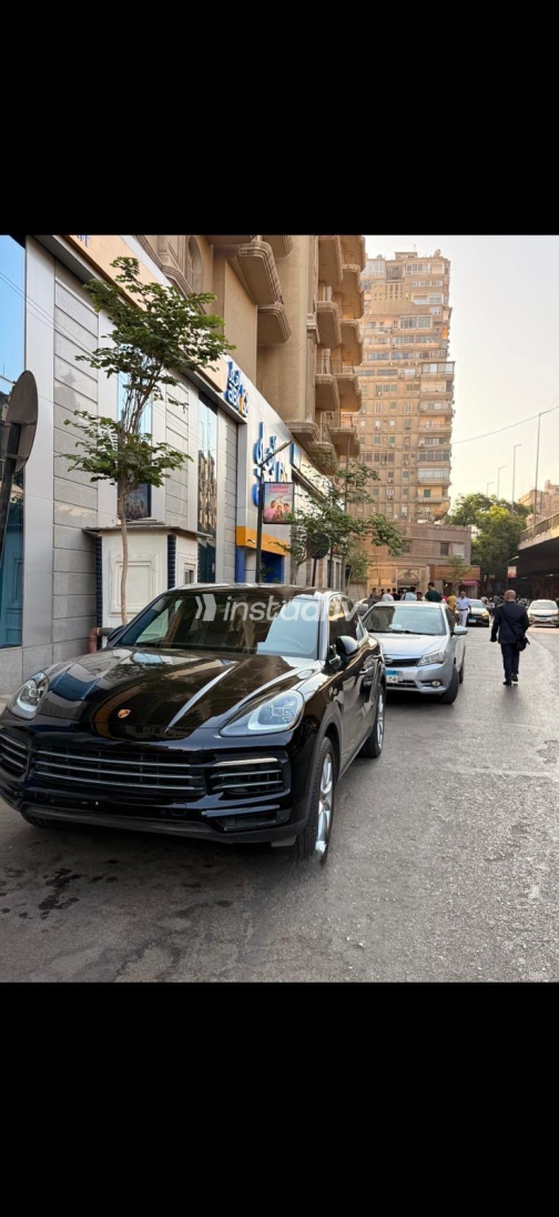 بورش كايين 2021 أسود أوتوماتيك مستعملة للبيع في القاهرة الكبرى ( القاهرة - الجيزة) - 4