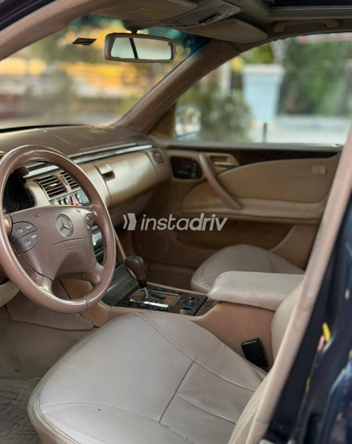 Mercedes E 240 2000 White Automatic Used for Sale in Greater Cairo ( Cairo + Giza) - 5