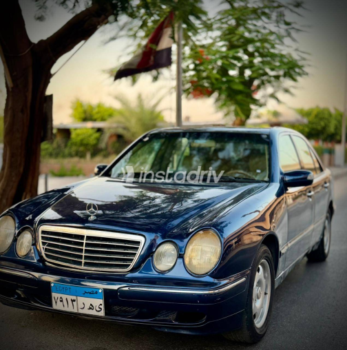 Mercedes E 240 2000 White Automatic Used for Sale in Greater Cairo ( Cairo + Giza) - 7