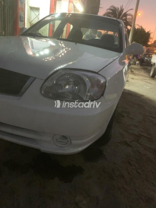 Hyundai Verna 2010 White Manual Used for Sale in Abu Hummus - 10