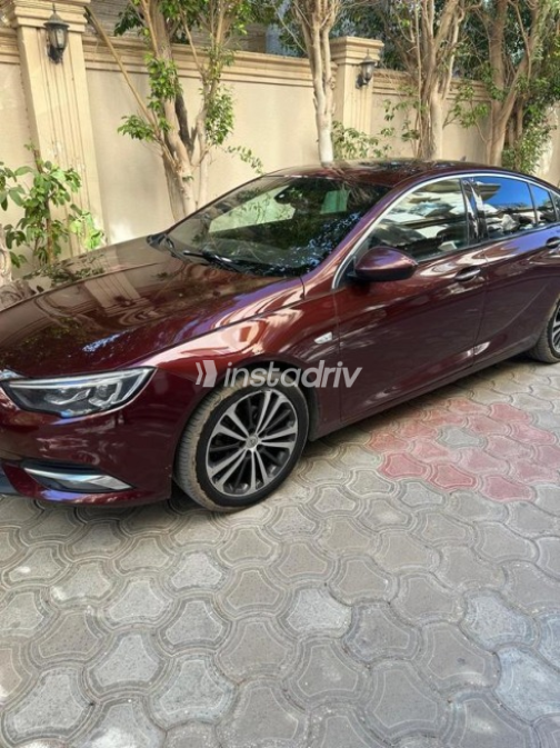 Opel Insignia 2019 Dark Red Automatic Used for Sale in Al Shorouk - 4