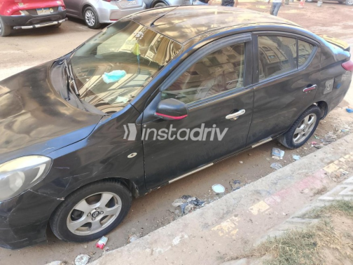 Nissan Sunny 2014 Black Automatic Used for Sale in Alexandria - 3