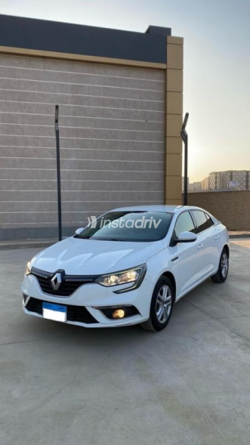Renault Megane 2020 White Automatic Used for Sale in El Katameya - 1
