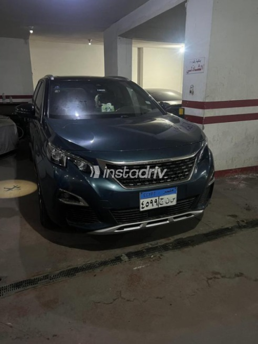 Peugeot 5008 2020 Green Automatic Used for Sale in Alexandria - 2