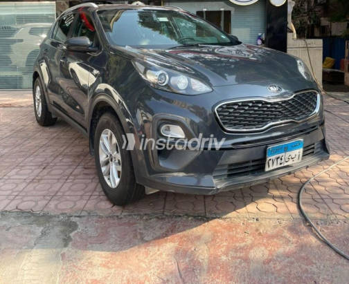 Kia Sportage 2022 Gray Automatic Used for Sale in Cairo - 2