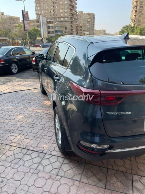 Kia Sportage 2022 Gray Automatic Used for Sale in Cairo - 4